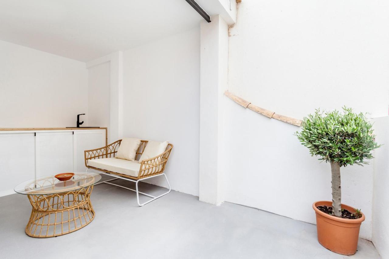 Three Floor House With Terrace Villa Valencia Exterior photo