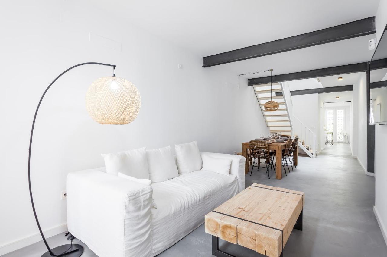 Three Floor House With Terrace Villa Valencia Exterior photo